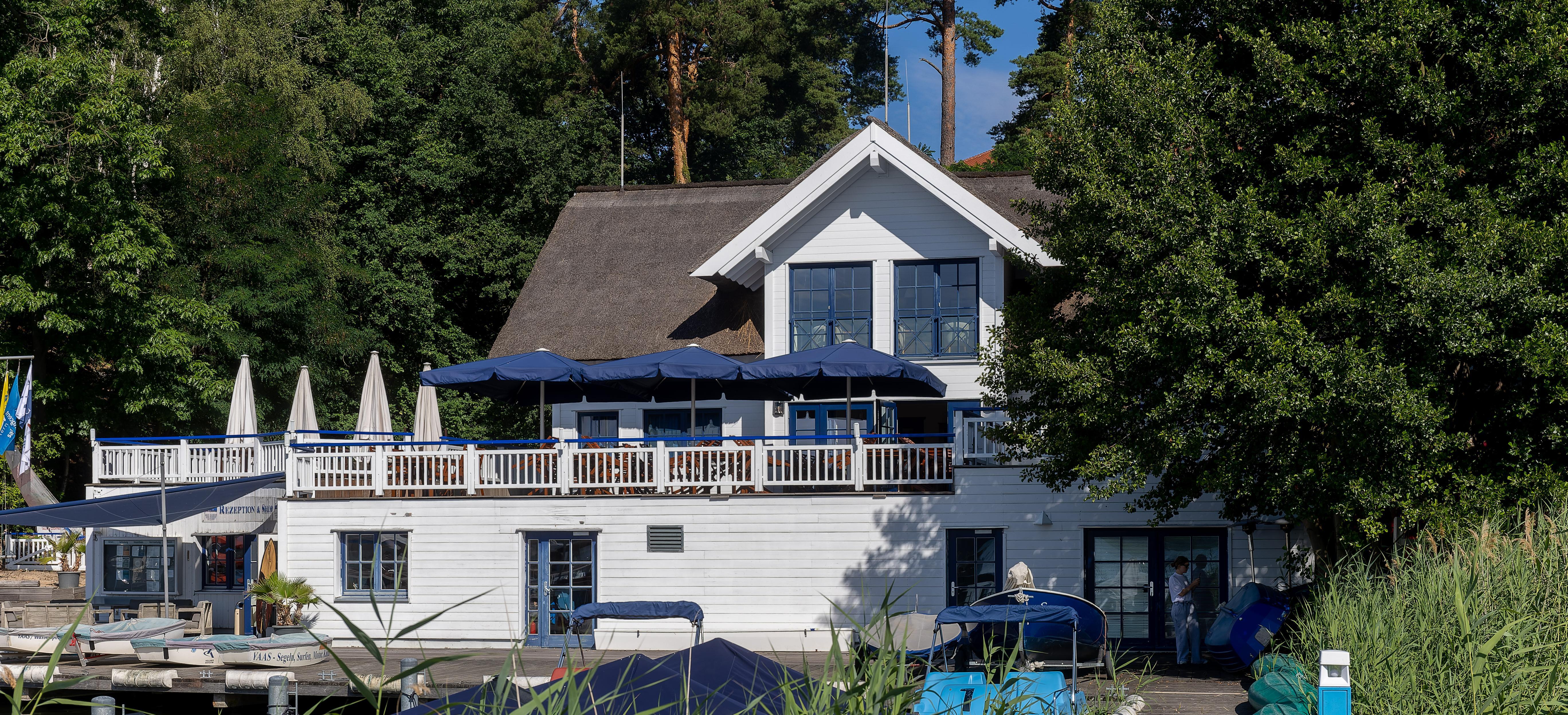 Precise Resort Bad Saarow Exterior photo Restaurant