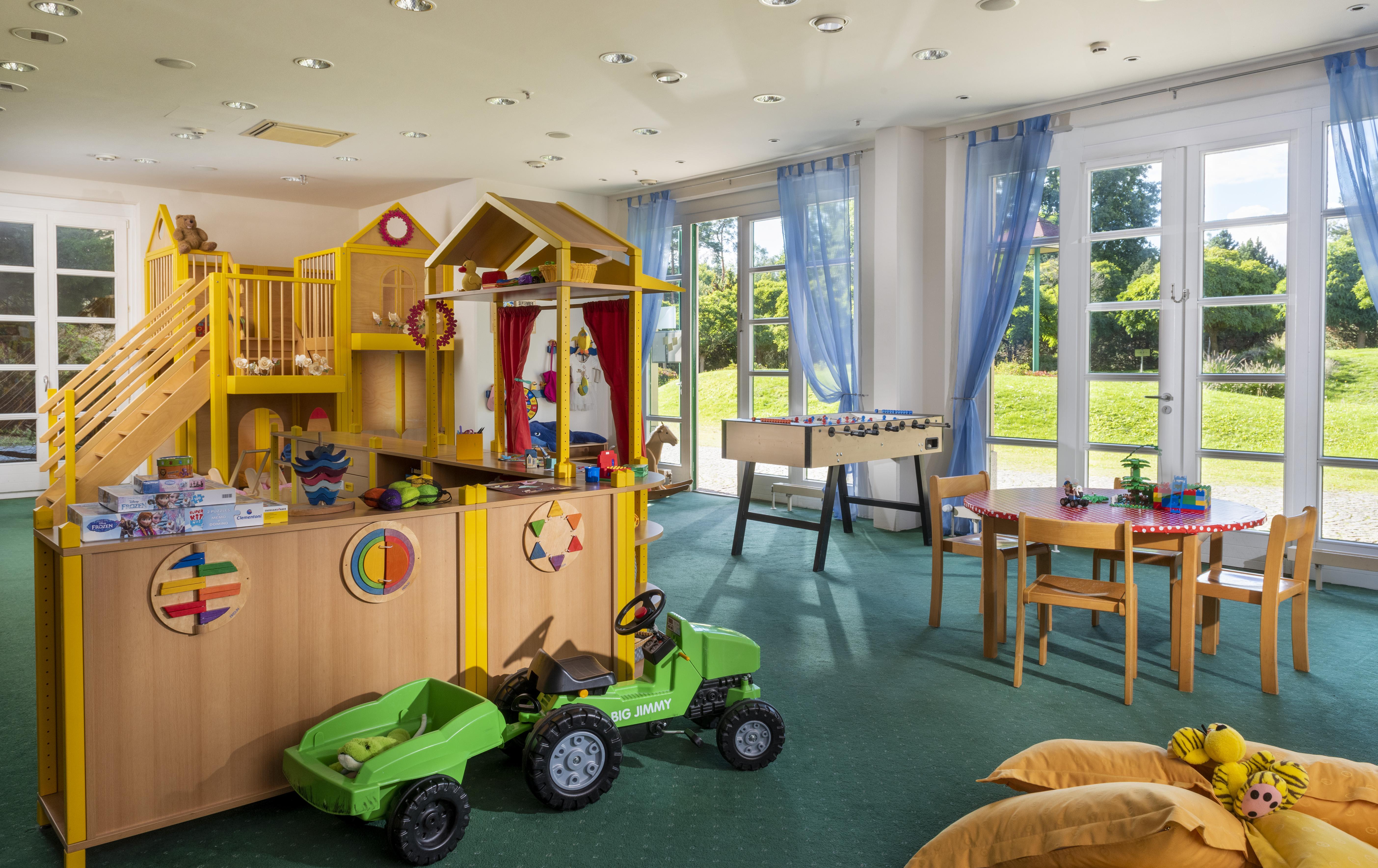 Precise Resort Bad Saarow Exterior photo The children's club at the Hotel